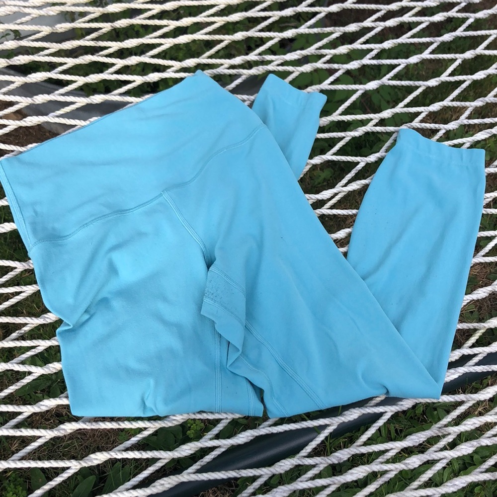 lululemon size 4 teal aligns 25”